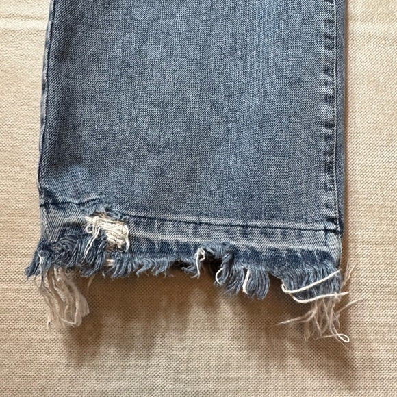 We The Free shredded cuff jeans button closure with stretch size 29 - Picture 7 of 12